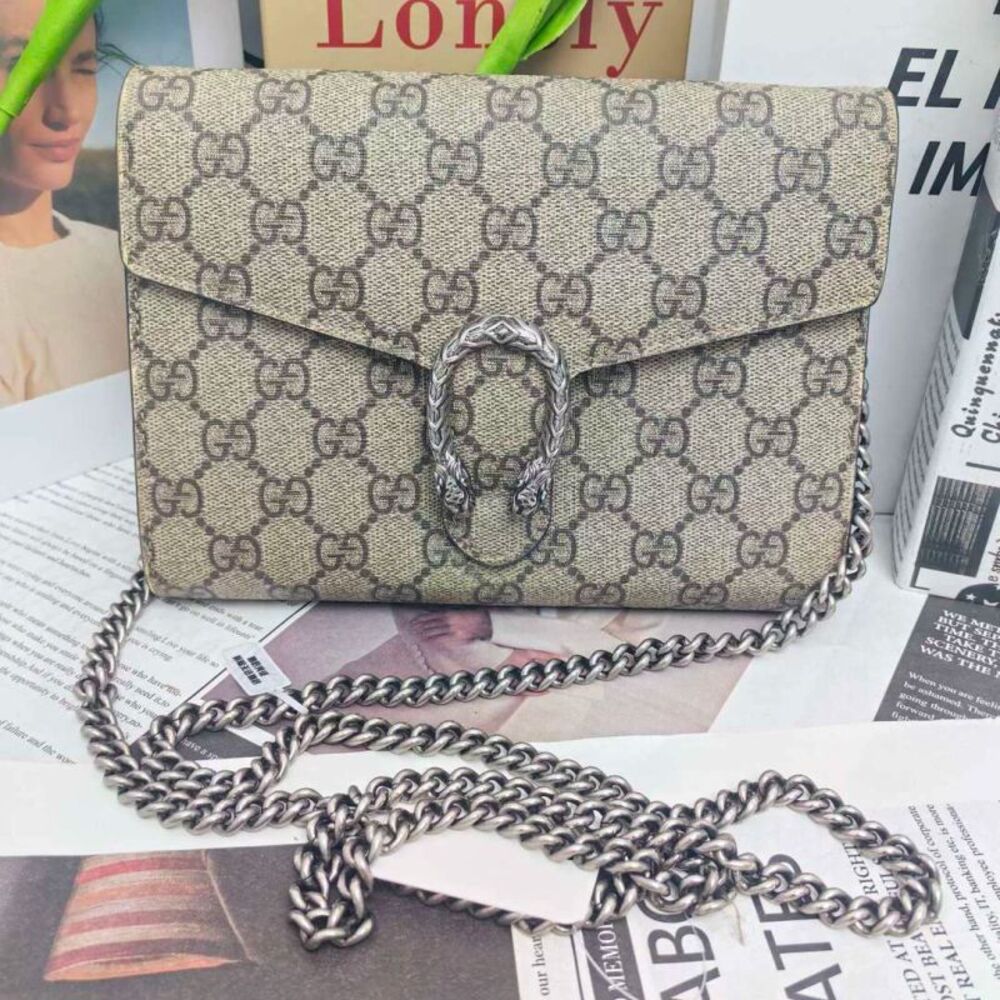 Gucci Women Pre-Loved Bag Very Good Condition